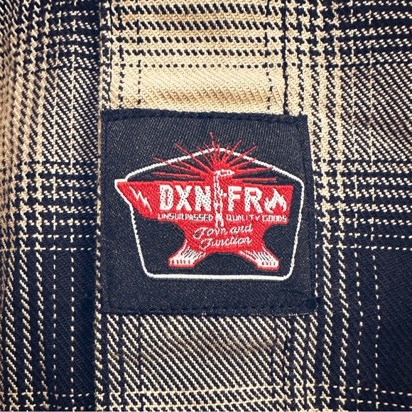DIXXON FLANNEL COMPANY- THE BARRIO FR FLANNEL - Picture 6 of 7